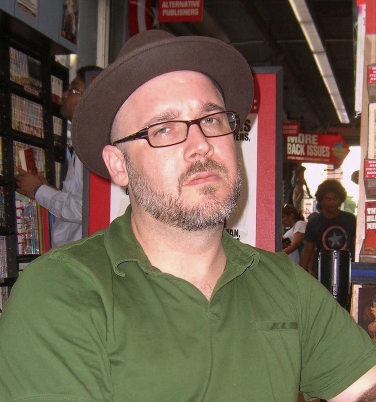 Ed Brubaker Ed Brubaker Makes the Best Kinda Comics Gabbing Geek