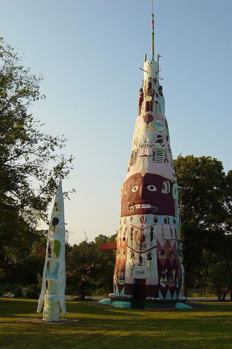 Ed Galloway's Totem Pole Park