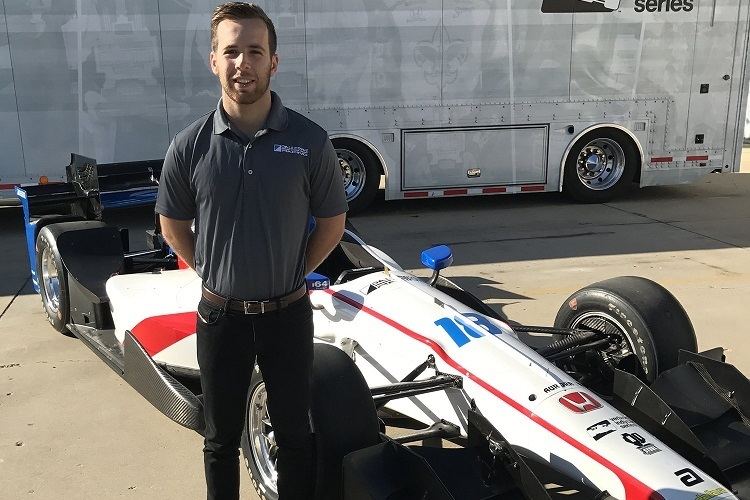 Ed Jones (racing driver) Ed Jones signs for Dale Coyne Racing for 2017 Indycar The