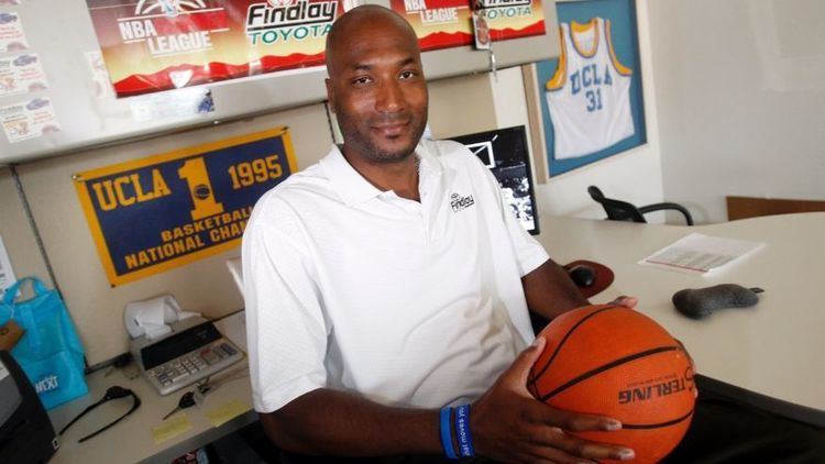 Ed O'Bannon Between selling cars former UCLA star Ed O39Bannon takes on the NCAA