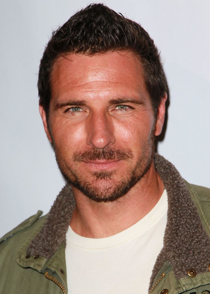 Ed Quinn Ed Quinn Photos Zimbio