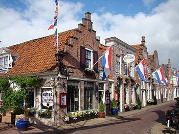 Edam, Netherlands wikitravelorguploadenthumbddbEdam180JPG3