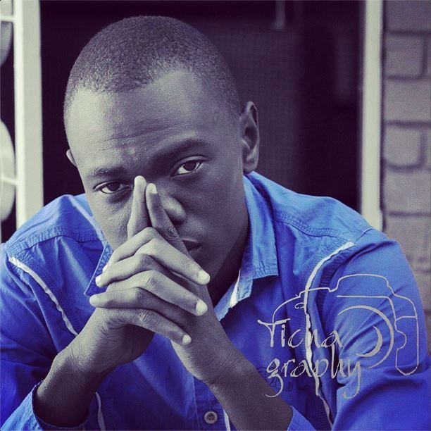 Eddie Butita OMG Comedian Eddie Butita Kills the Black and White Photo Challenge