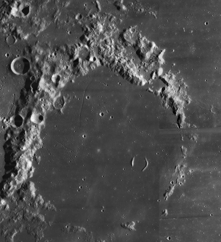 Eddington (crater)