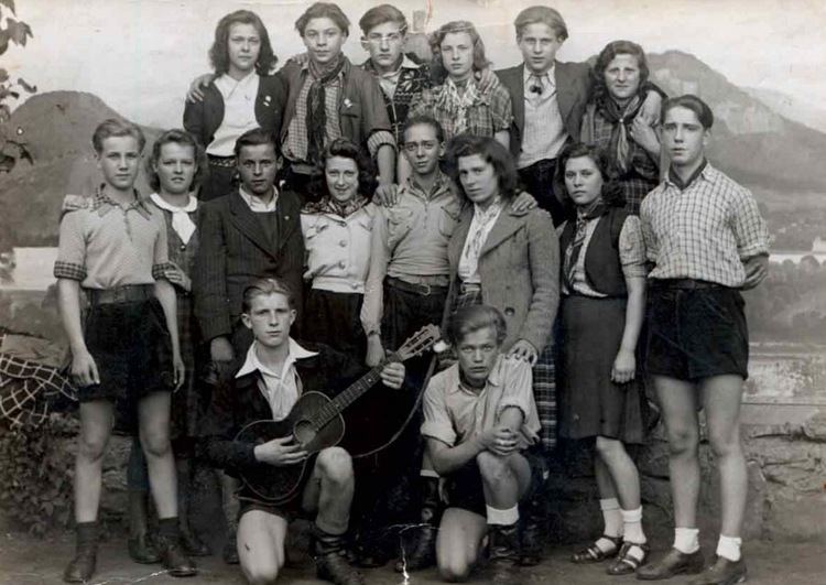 Edelweiss Pirates The AntiNazi Teen Gang that Beat Up Hitler Youth and Danced to Jazz