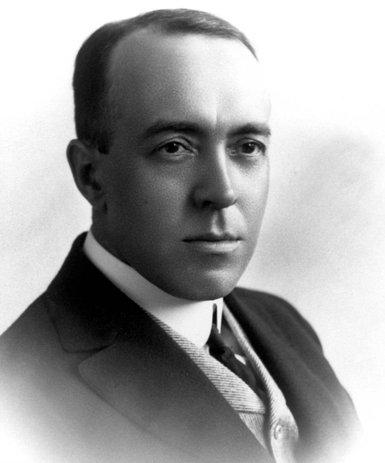 Edgar Rice Burroughs Edgar Rice Burroughs Short Biography