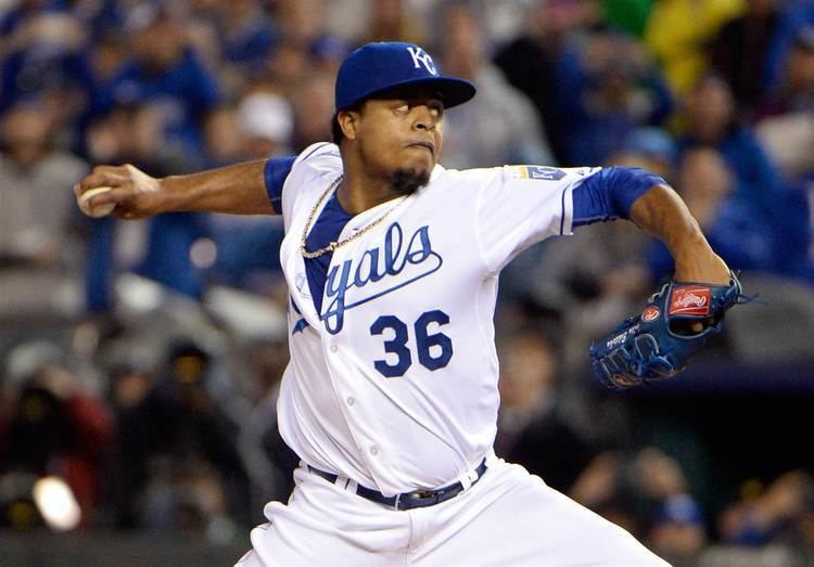 Edinson Vólquez Edinson Volquez Pitched in World Series Without Knowing Dad Had Died