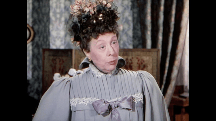 Edith Evans Dame Edith Evans As Lady Bracknell Dame Edith Evans Pinterest