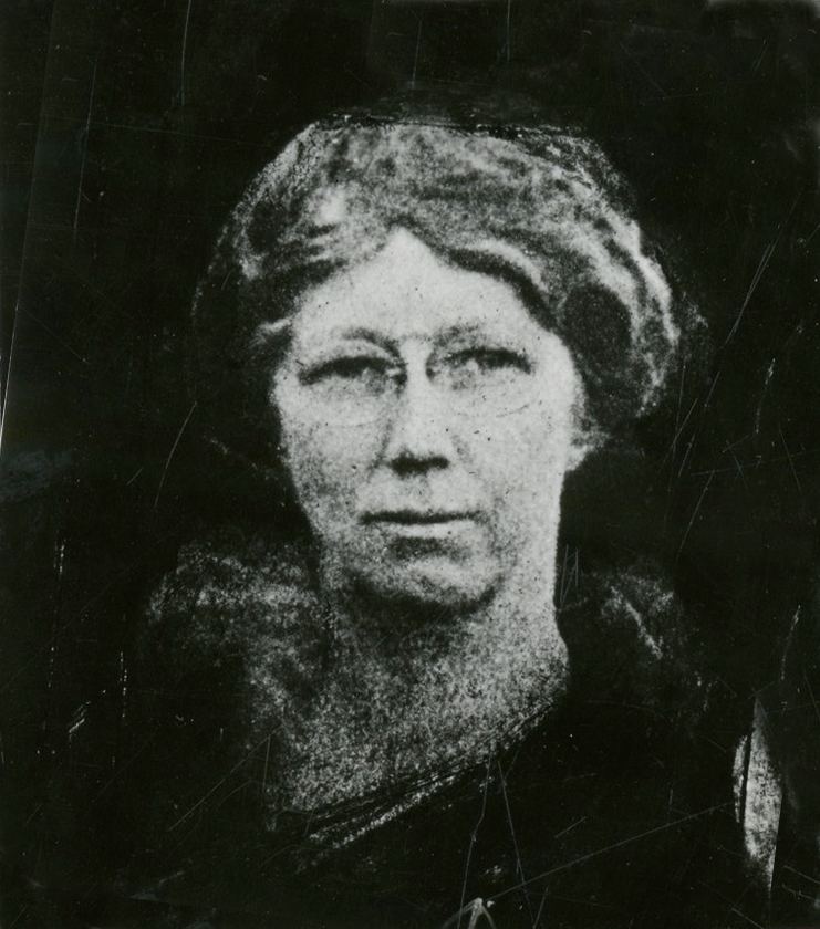 Edna H. Fawcett