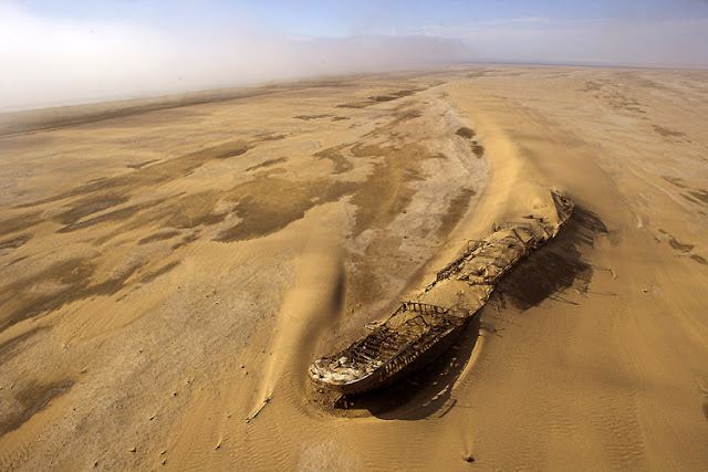 Eduard Bohlen Shipwreck of the Eduard Bohlen conception bay Skeleton Coast Namibia