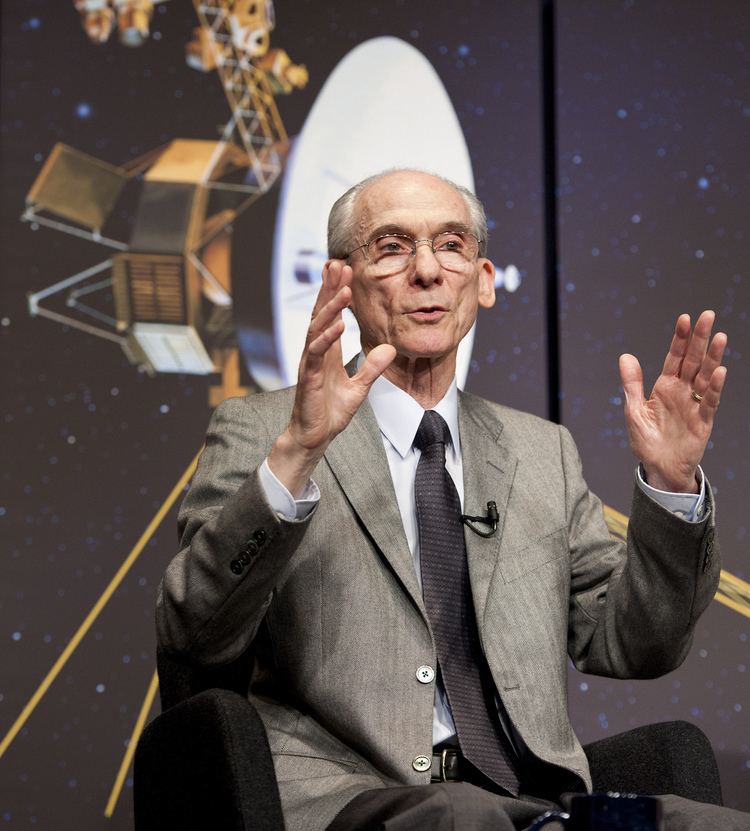 Edward C. Stone Leaving the Solar System QampA With Voyager Chief Scientist