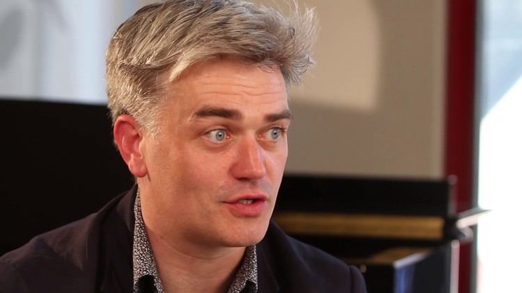 Edward Gardner (conductor) Interview with Chief Conductor Edward Gardner YouTube