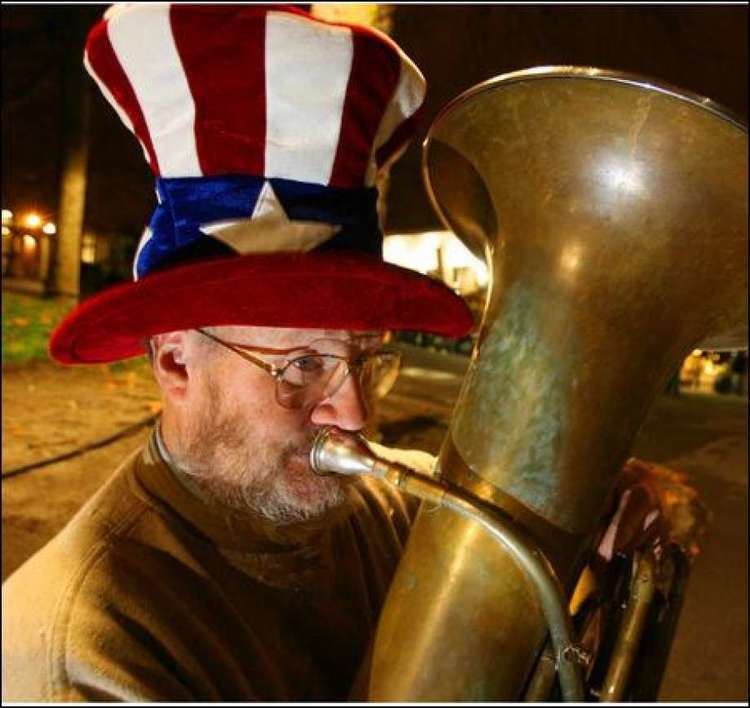 Edward McMichael Violence takes iconic Tuba Man seattlepicom.