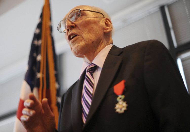 Edward Tipper Band of Brothers paratrooper Edward Tipper dies at 95 LA Times