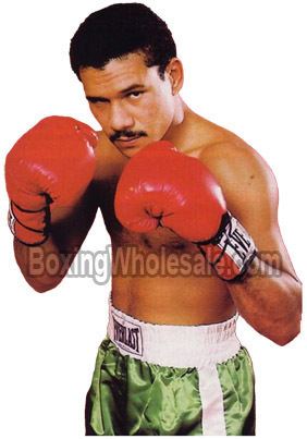 Edwin Rosario Edwin Rosario fights on boxing DVDs