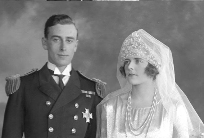 Lord Louis Mountbatten and Edwina Ashley's wedding at Brook House, London
