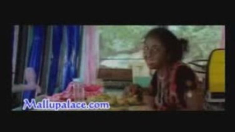 Ee Parakkum Thalika Malayalam Movie E Parakkum thalika3 wwwMallupalacecom Video