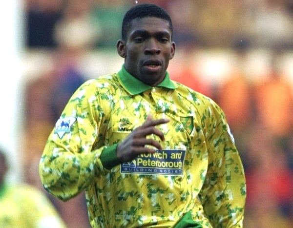 Efan Ekoku On This Day In 1993 Efan Ekoku Makes History With Four Quickfire