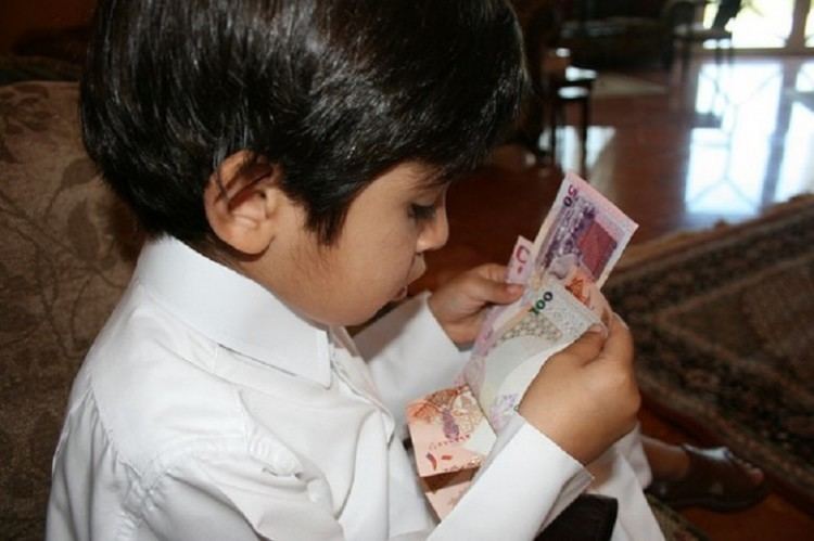 Eidi (gift) 13 People Who Are Way Too Obsessed With All The Eidi They Got