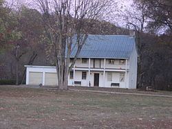 Eighteen Mile House httpsuploadwikimediaorgwikipediacommonsthu