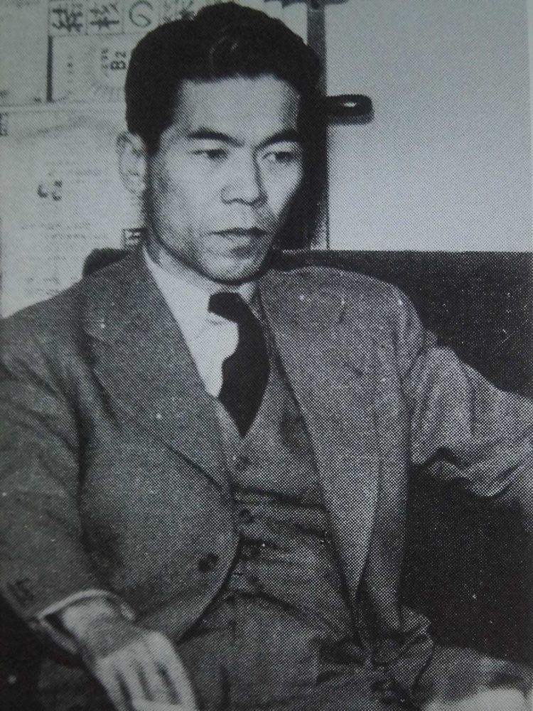 Eiji Yoshikawa FileYoshikawa Eiji3JPG Wikimedia Commons