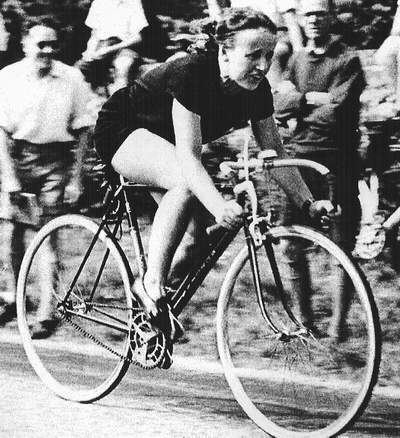 Eileen Sheridan (cyclist) 12 Champions of UK cycling