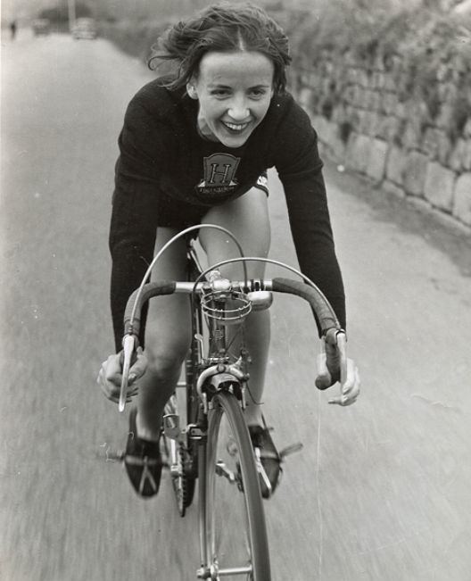 Eileen Sheridan (cyclist) Come on and watch cycling legend Eileen Sheridan Now