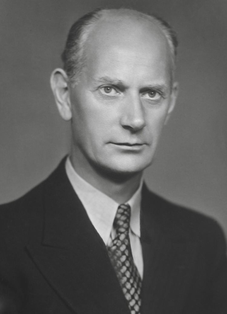 Einar Gerhardsen 1962 Regjeringens biltjeneste