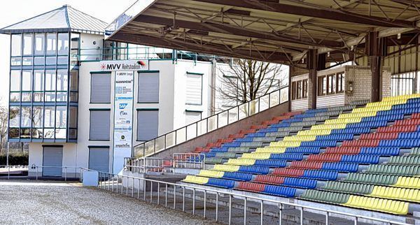 Eisstadion am Friedrichspark EMFuball gucken Reitstadion statt Eisstadion Mannheim Stadt