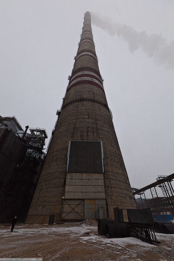 Ekibastuz GRES-2 Power Station The tallest chimney in the world at the Ekibastuz GRES2 Power
