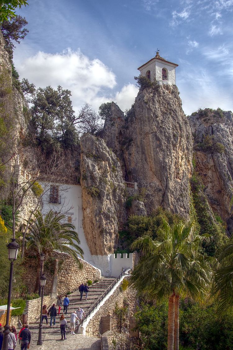 El Castell de Guadalest httpsuploadwikimediaorgwikipediacommons99