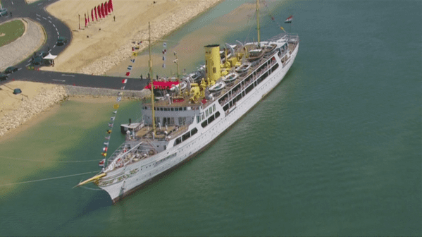 El Mahrousa Superyacht El Mahrousa First to Transit New Suez Canal Channel