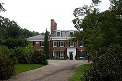 Eleanor Cabot Bradley Estate httpsuploadwikimediaorgwikipediacommonsthu
