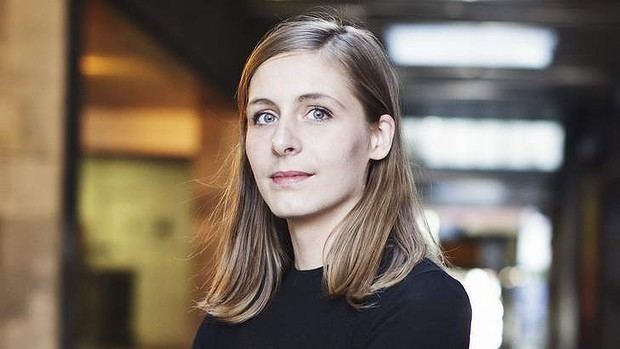 Eleanor Catton Eleanor Catton youngest author ever shortlisted for Booker