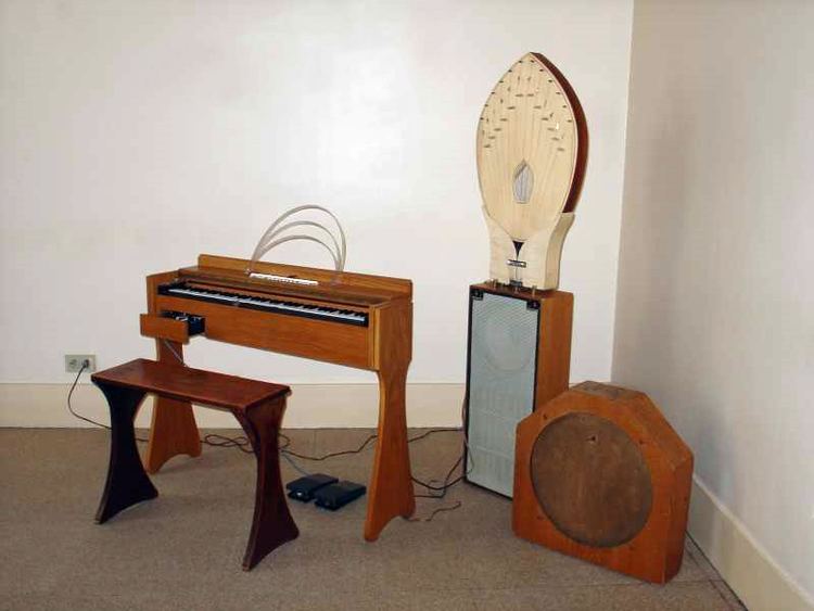 Electronic musical instrument