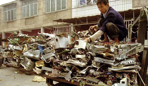 Electronic waste in Guiyu Electronic Waste Dump of the World Guiyu China Sometimes Interesting