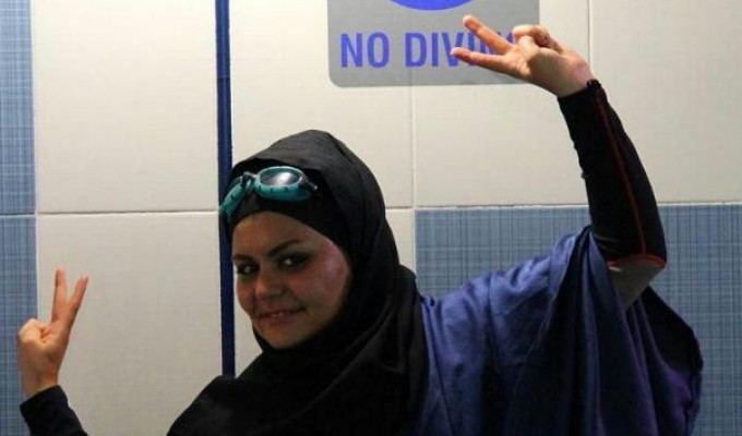 Elham Asghari Elham la campionessa di nuoto che imbarazza gli ayatollah