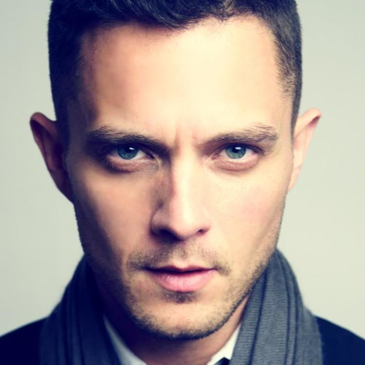 Eli Lieb New cover photo shoot with Mike ruiz Weekly Update