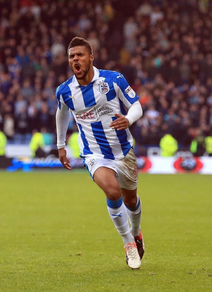 Elias Kachunga Everton Watford and Middlesbrough in summer race for Huddersfields