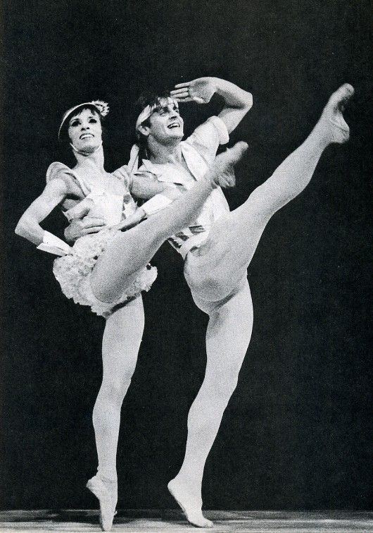 Eliot Feld Mikhail Baryshnikov and Christine Sarry in the Feld Ballet