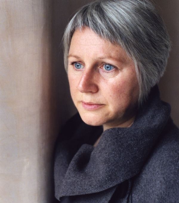 Elisabeth Fraser Elizabeth Fraser to debut new music revisit Cocteau Twins