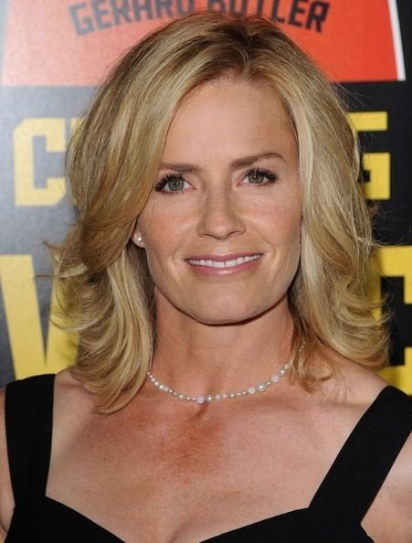 Elisabeth Shue Elisabeth Shue39s ShoulderLength Cut Haute Hairstyles