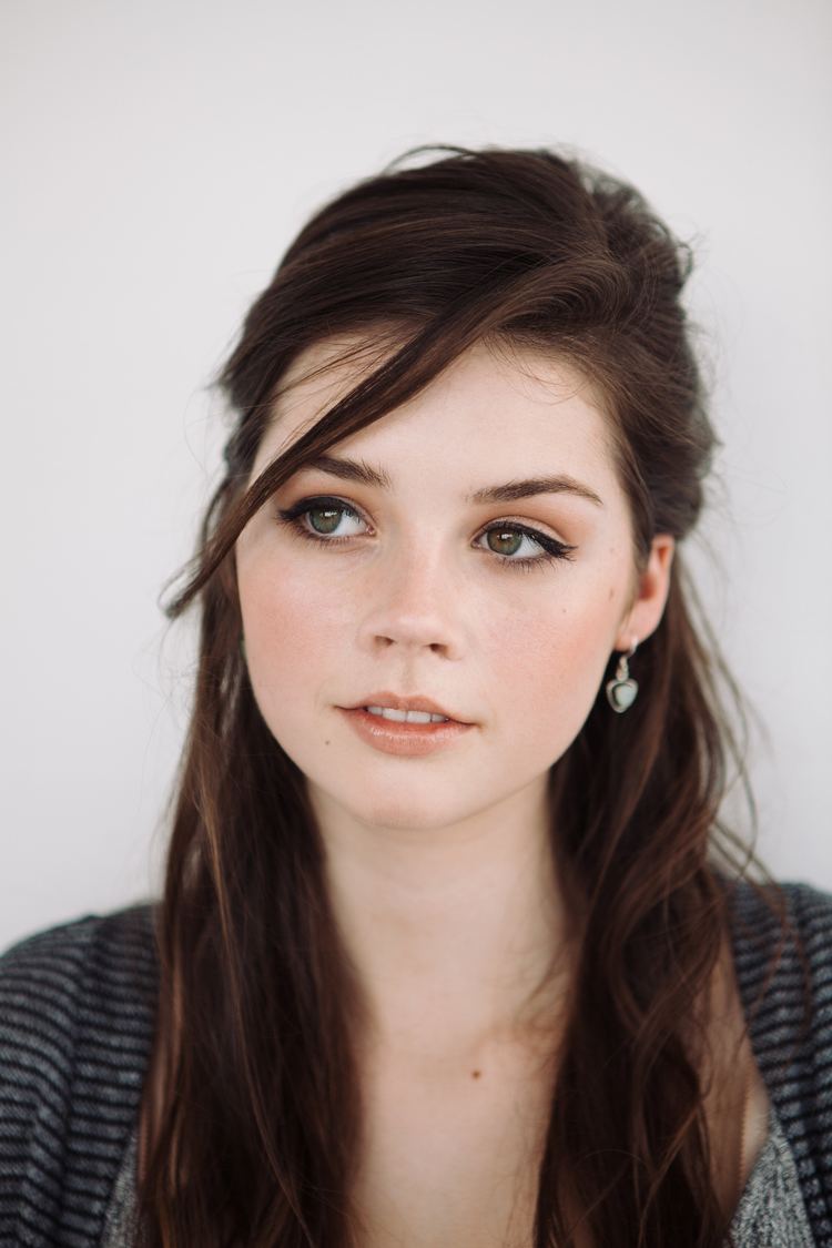 Elise Trouw httpsgp1wacedgecastcdnnet802892httppublic