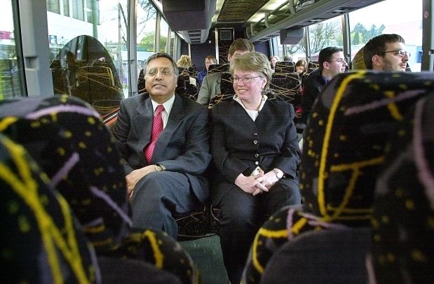 Elizabeth Cull Then premier Ujjal Dosanjh and Elizabeth Cull pictured on the