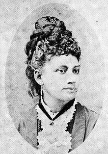 Elizabeth Keawepoʻoʻole Sumner httpsuploadwikimediaorgwikipediacommonsthu