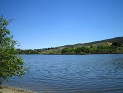 Elizabeth Lake (Los Angeles County, California) httpsuploadwikimediaorgwikipediacommonsthu