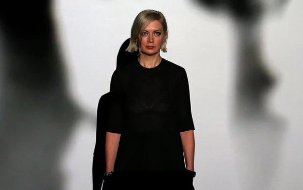 Elizabeth Price (artist) Video Elizabeth Price wins Turner Prize 2012 Telegraph