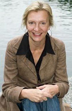 Elizabeth Strout Amazoncom Elizabeth Strout Books Biography Blog