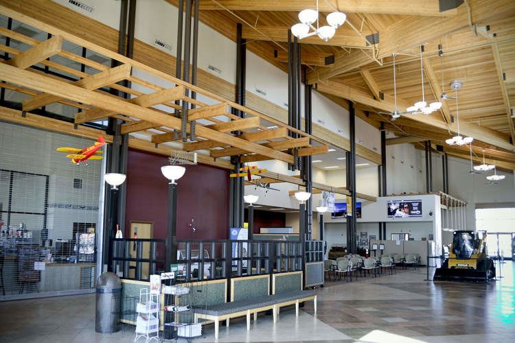 Elko Regional Airport FileElko Regional Airport Terminaljpg Wikimedia Commons