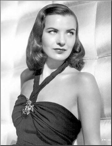 Ella Raines Skylighters The Web Site of the 225th AAA Searchlight